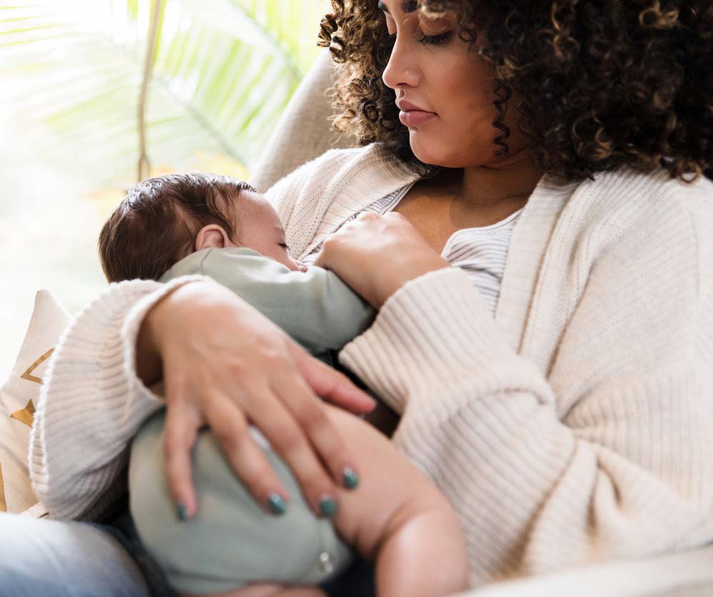 adoptive mom breastfeeding